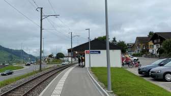 Haltestelle Hirschberg